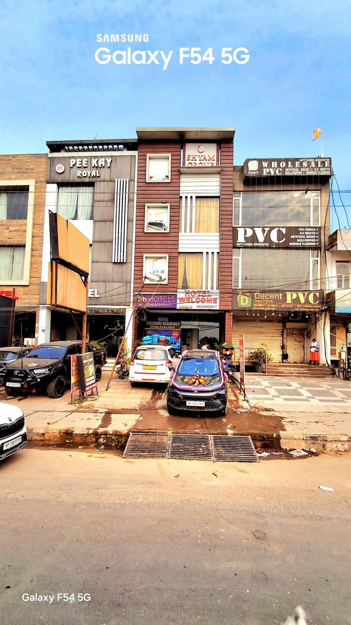 Hotel Welcome Residency Zirakpur Kültér fotó